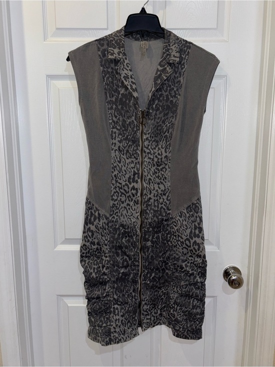XCVI Dresses & Skirts - XCVI Sleeveless Cocktail Dress Sz S​